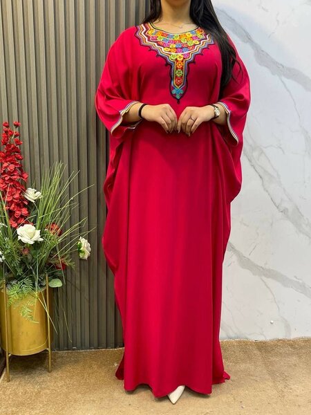 Robe Caftan Longue Élégante