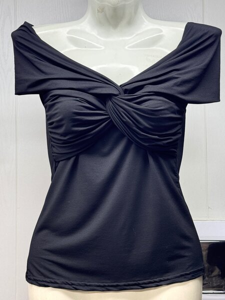 Топ с открытыми плечами