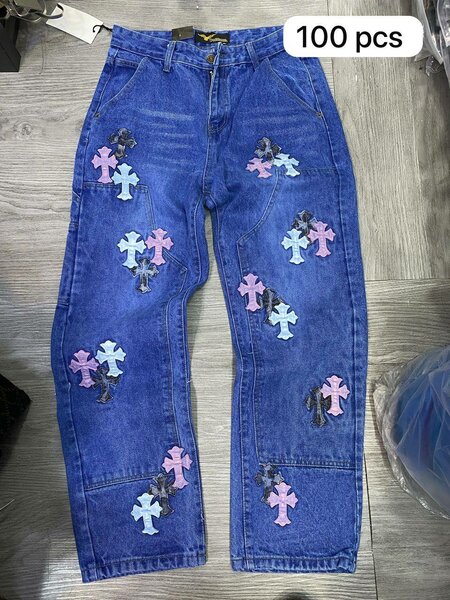 Jeans avec Patchs Créatifs