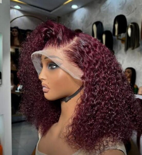 Perruque Bouclée en Dentelle