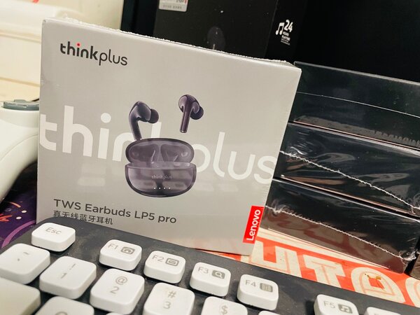 Lenovo Wireless Earphones