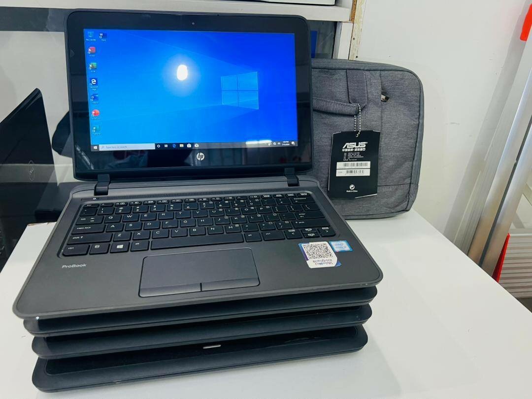 Hp probook medium Laptop