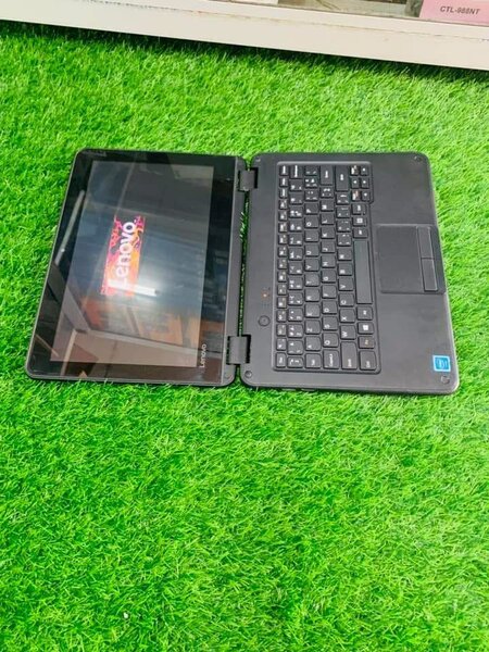 LENOVO YOGA 300E