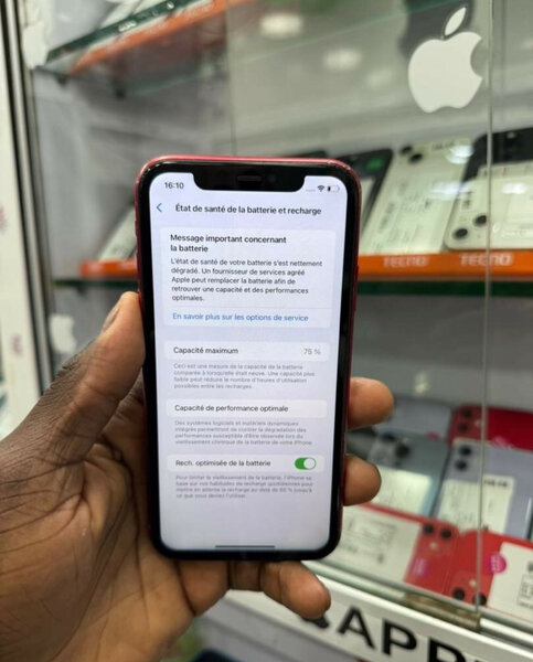 iPhone 11 Rouge Déverrouillé