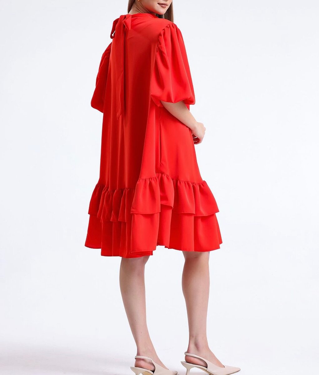 Robe Rouge Volantée Chic