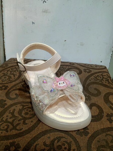 Sandal