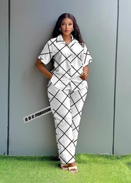 Combinaison élégante pour femmes