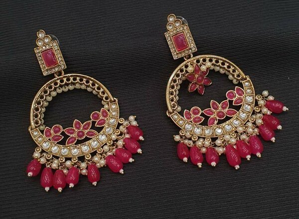 Ladies earrings