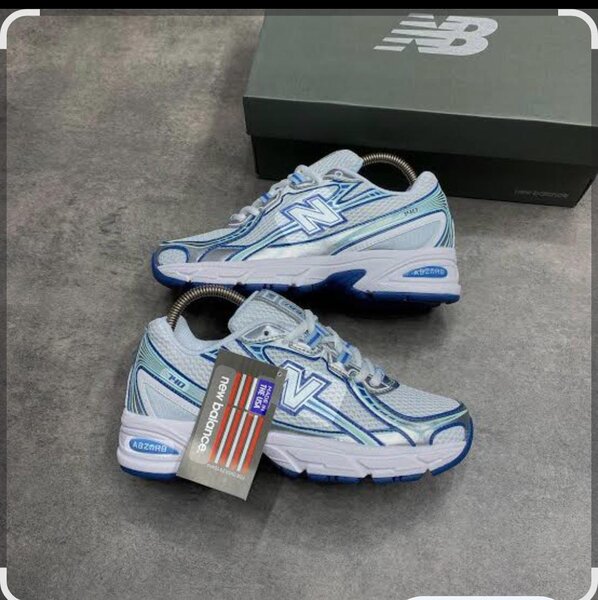 Baskets New Balance bleu