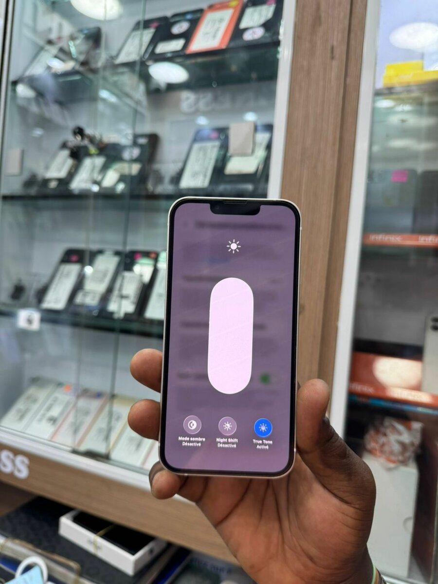 13 simple 128Go Casi neuf rapi