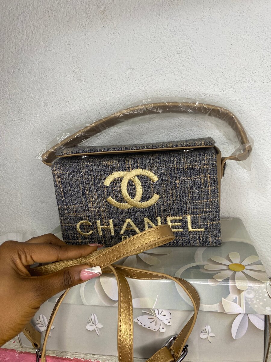 Sac à main texturé élégant