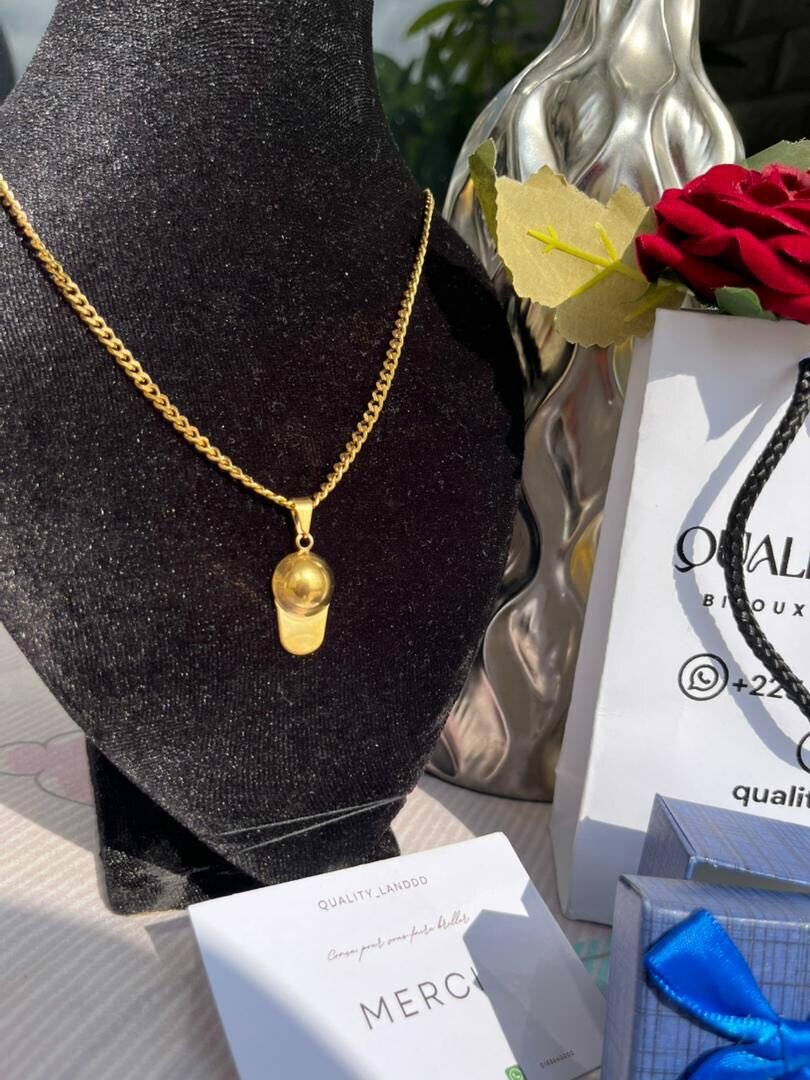 Collier Pendentif Doré