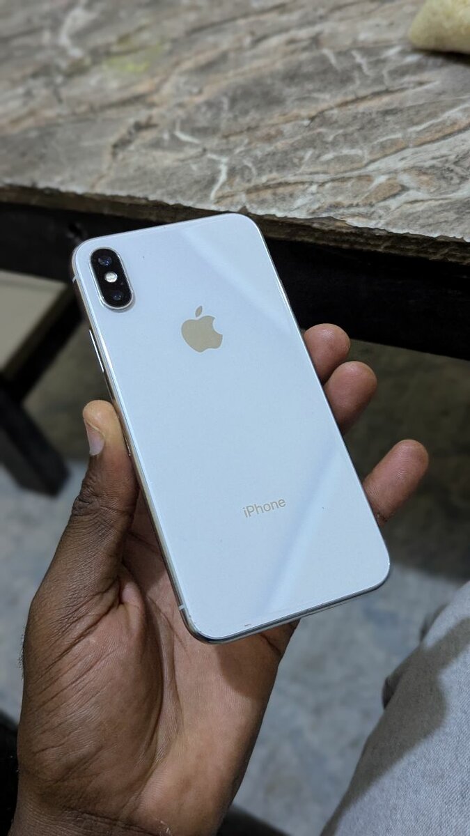 IPHONE X SIMPLE.