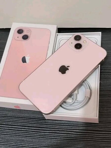 iPhone 13 Rose Parfait