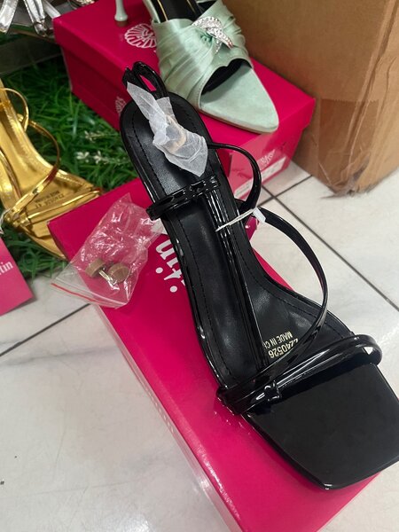 Sandales à talons élégantes