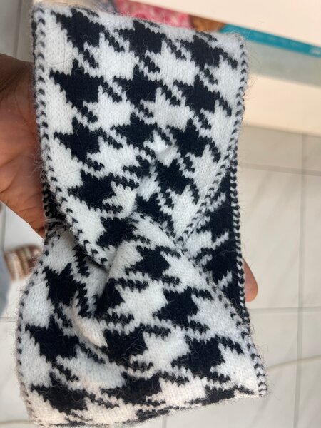 Stylish Houndstooth Knit Headbands