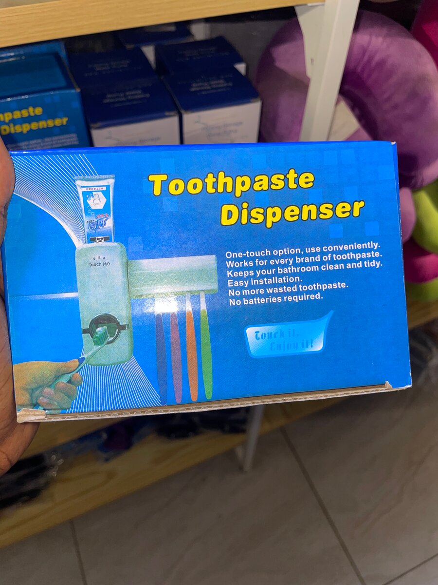 Distributeur de Dentifrice