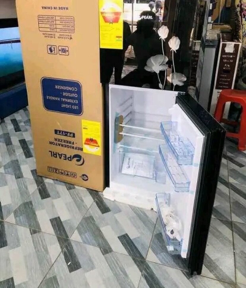 Pearl 95Liters Double Door Table Top Fridge Black PF-16T