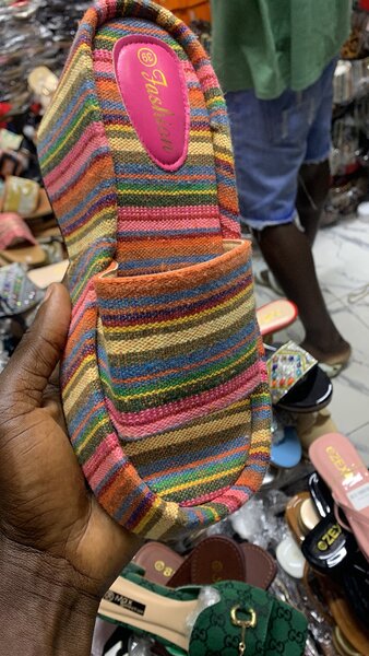 Pantoufles Rayées Confort