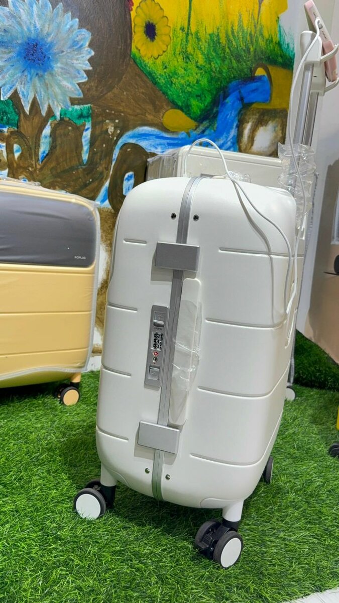 Valise à coque rigide 4 roues