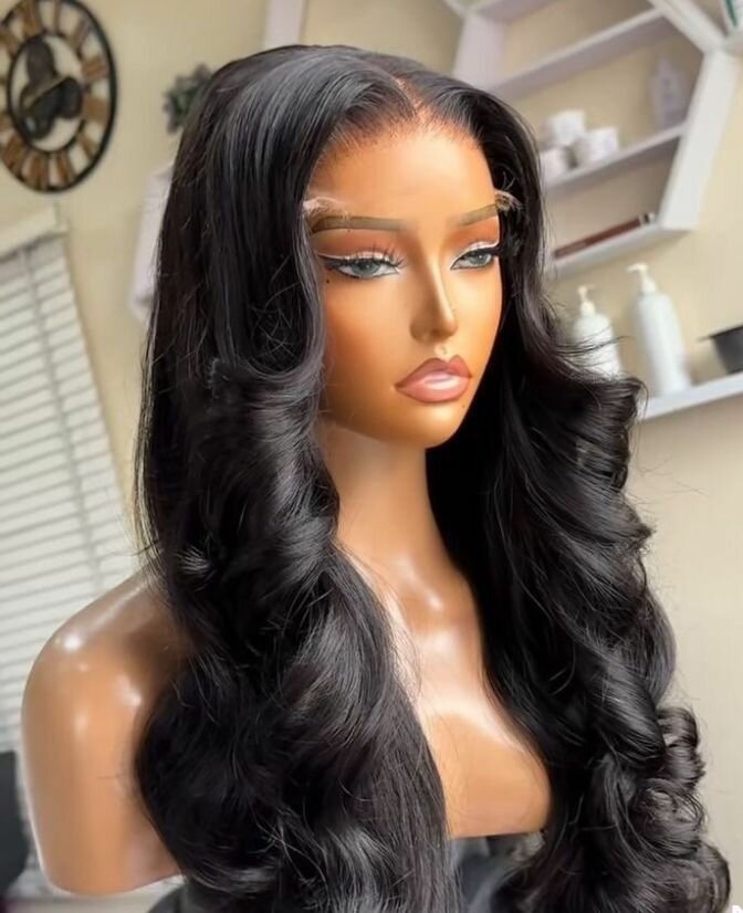 Perruque en dentelle synthétique