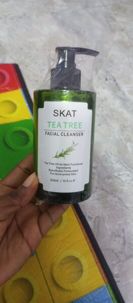 Tea Tree facial cleanser