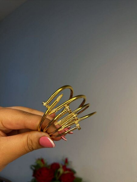 Bracelets en acier doré