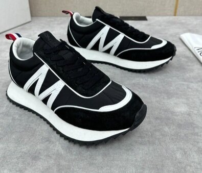 Sneakers Noirs et Blancs