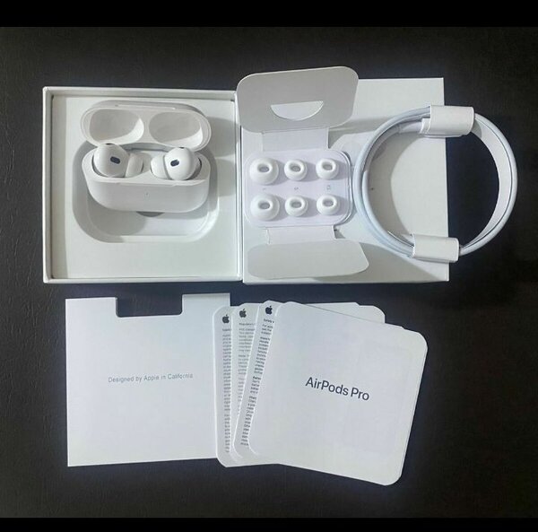 Apple AirPods Pro 2025