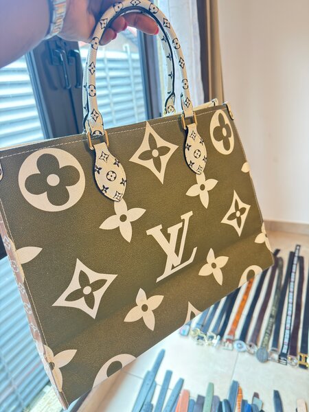 Sac à main élégant LV