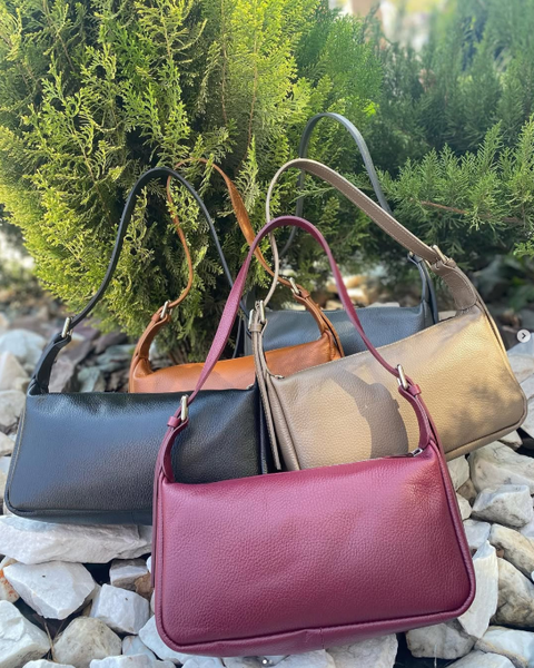 сумки разных цветов