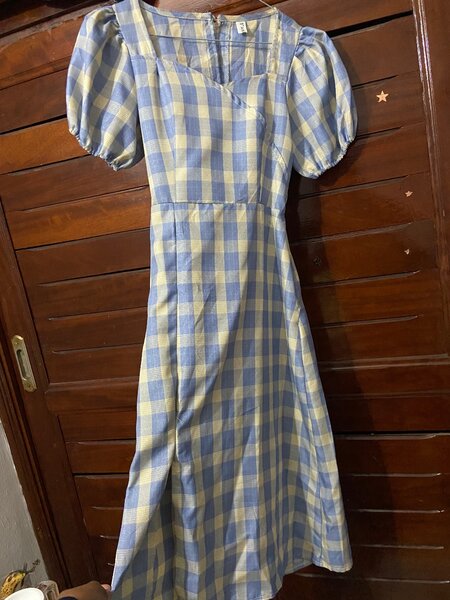 Robe Vichy à Découpe