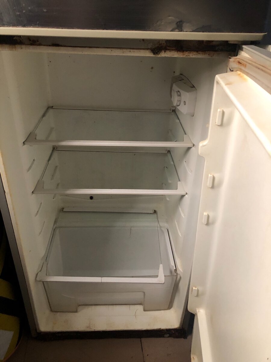 Pioneer double door fridge