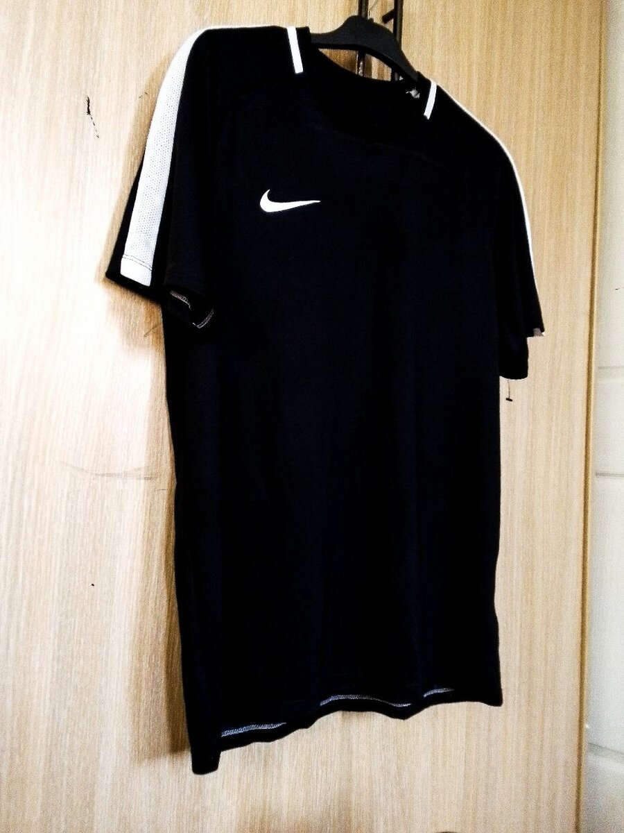 Nike T-shirt