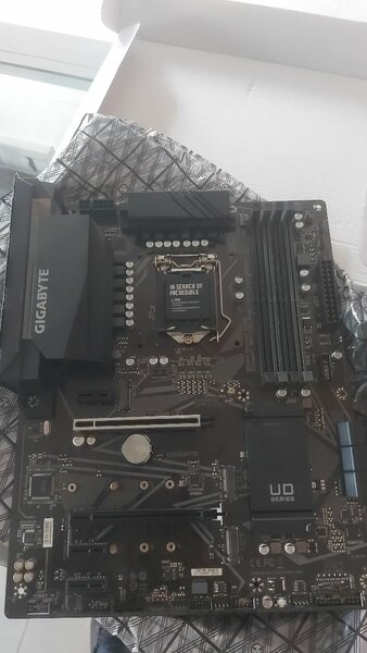 Gigabyte Z490 UD 10th/11th Gen Intel Core Processor