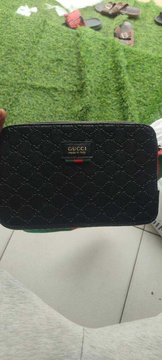 Pochette en cuir élégante