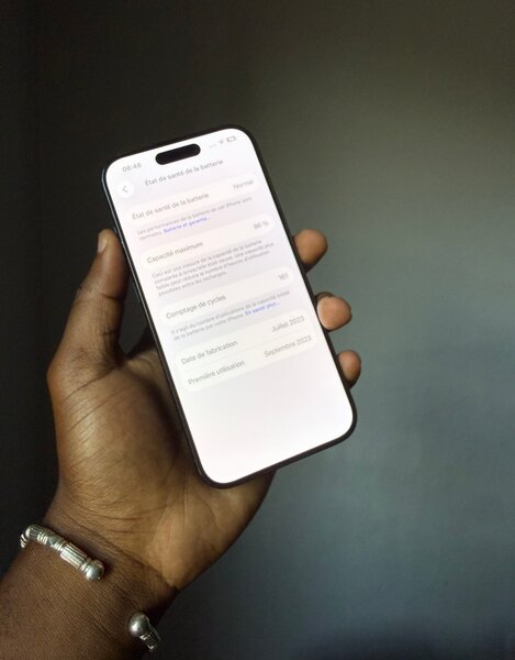 iPhone 15 Pro 128 G bleu