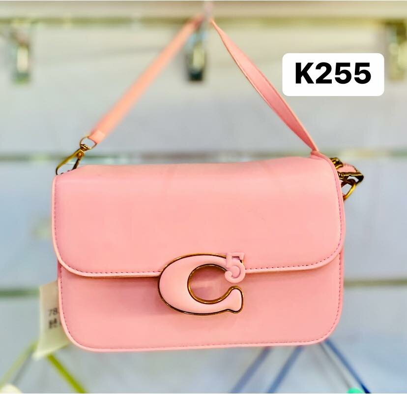 Ladies handbags pink