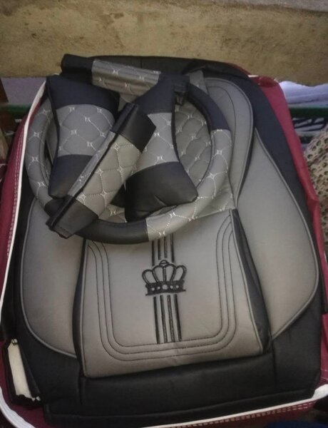 Housses de Siège Auto Luxueuses