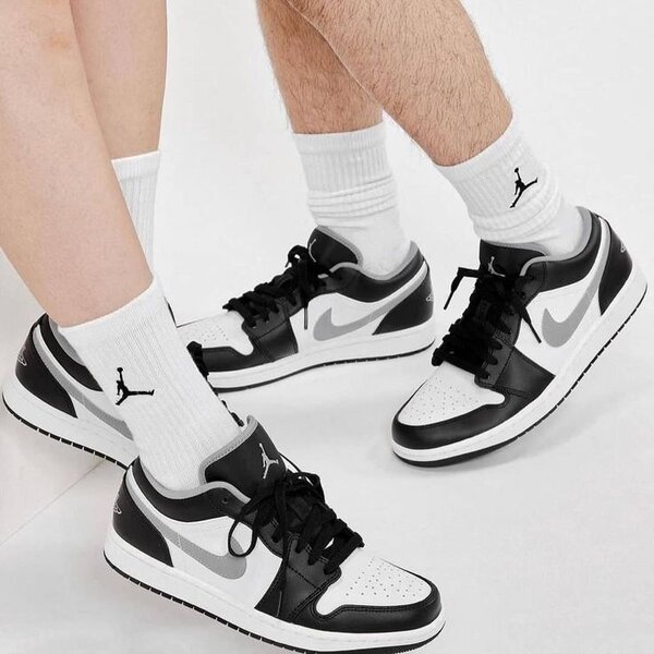 Nike Air Jordan 1 Low sneakers