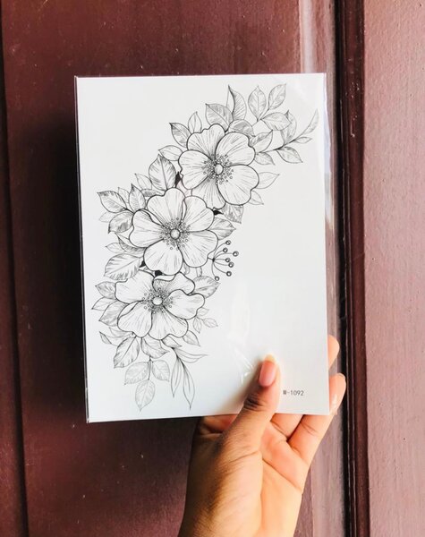 Tatouages Éphémères Design Floral et Animaux