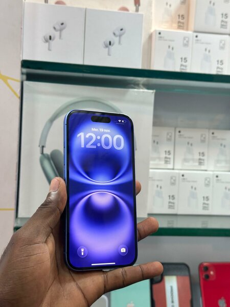 iPhone 16 simple 128giga quasi