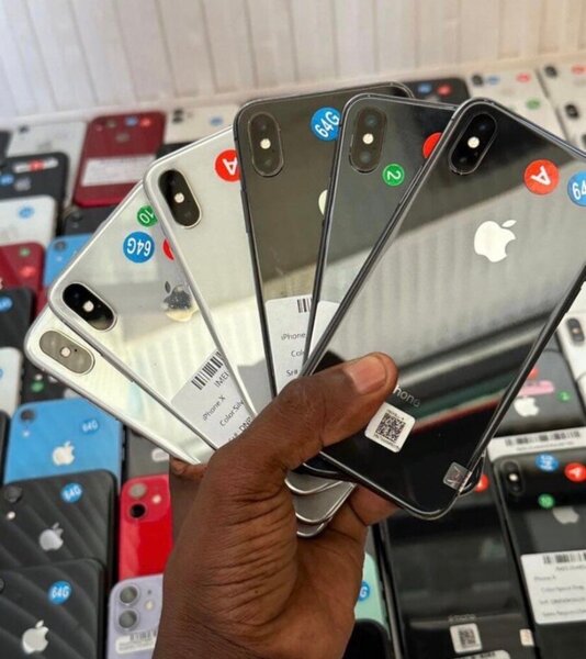 iPhone X reconditionné 64 Go