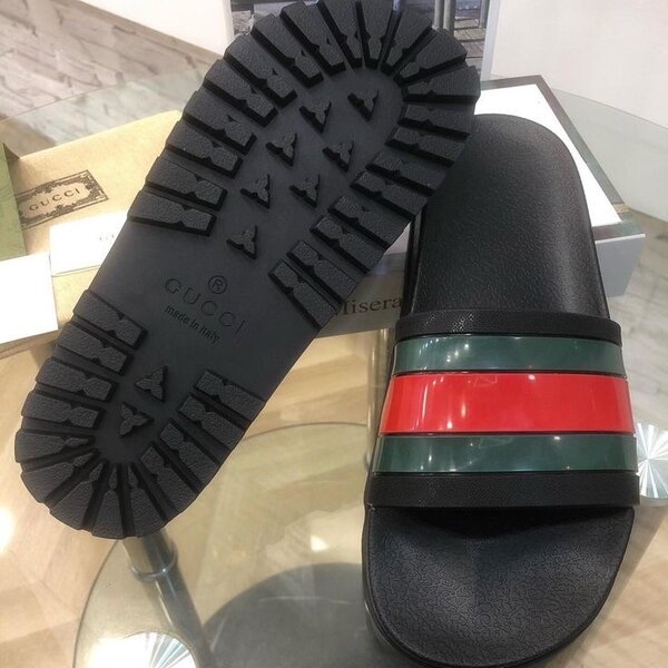 CLAQUETTES GUCCI