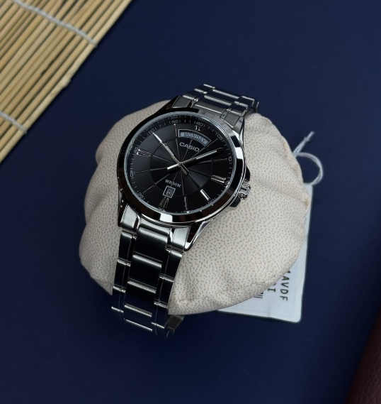 часы бренда CASIO