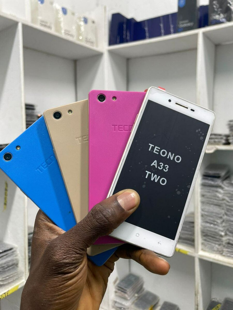PROMO TECNO A33 (QUASI NEUF)