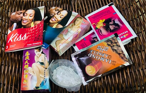 Préservatifs + lubrifiant