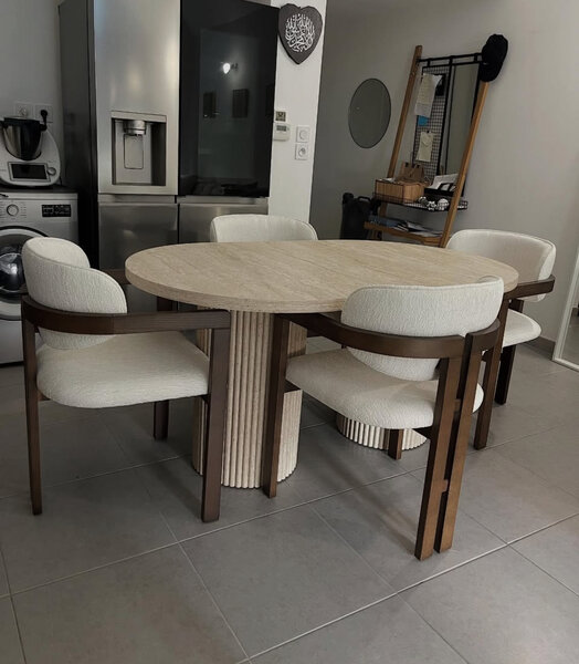 Table à manger ovale moderne