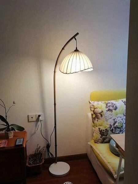 Lampe sur pied élégante