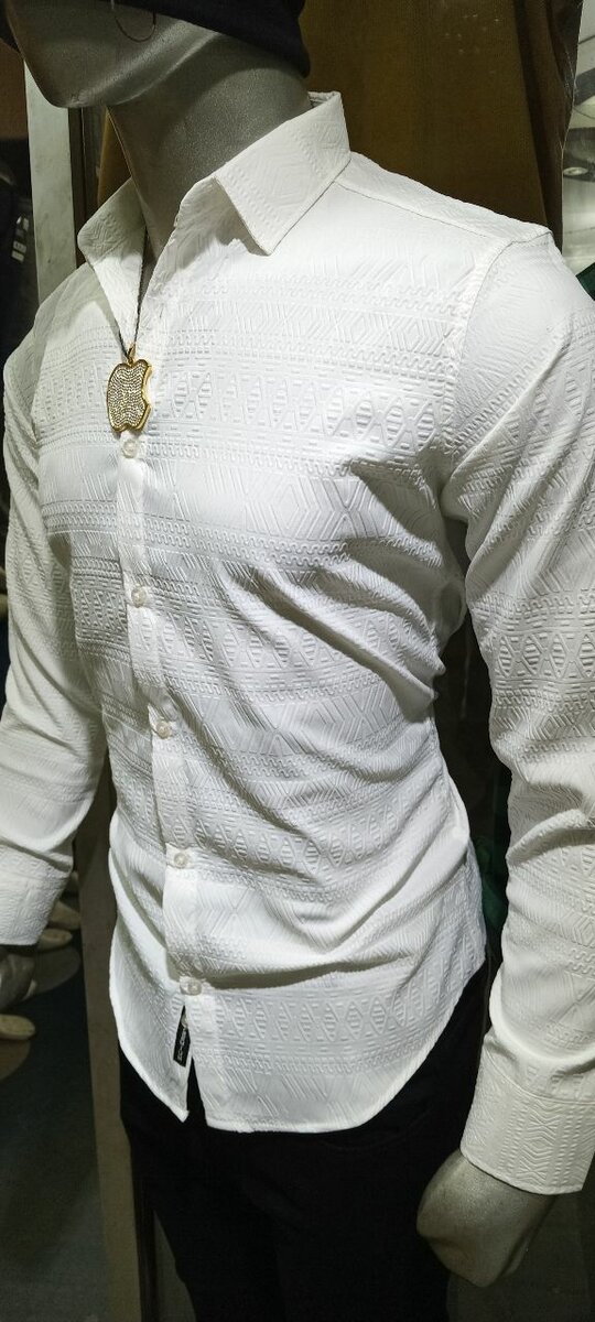 Chaina stachable shirt